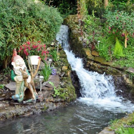 Gite Le Moulin Des 4 Vaux Saint-Etienne-la-Thillaye Bagian luar foto