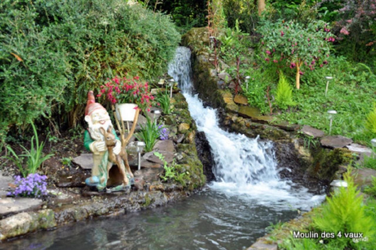 Gite Le Moulin Des 4 Vaux Saint-Etienne-la-Thillaye Bagian luar foto